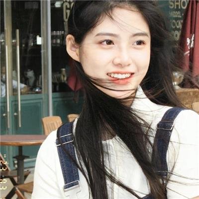 为黛茜小姐开车